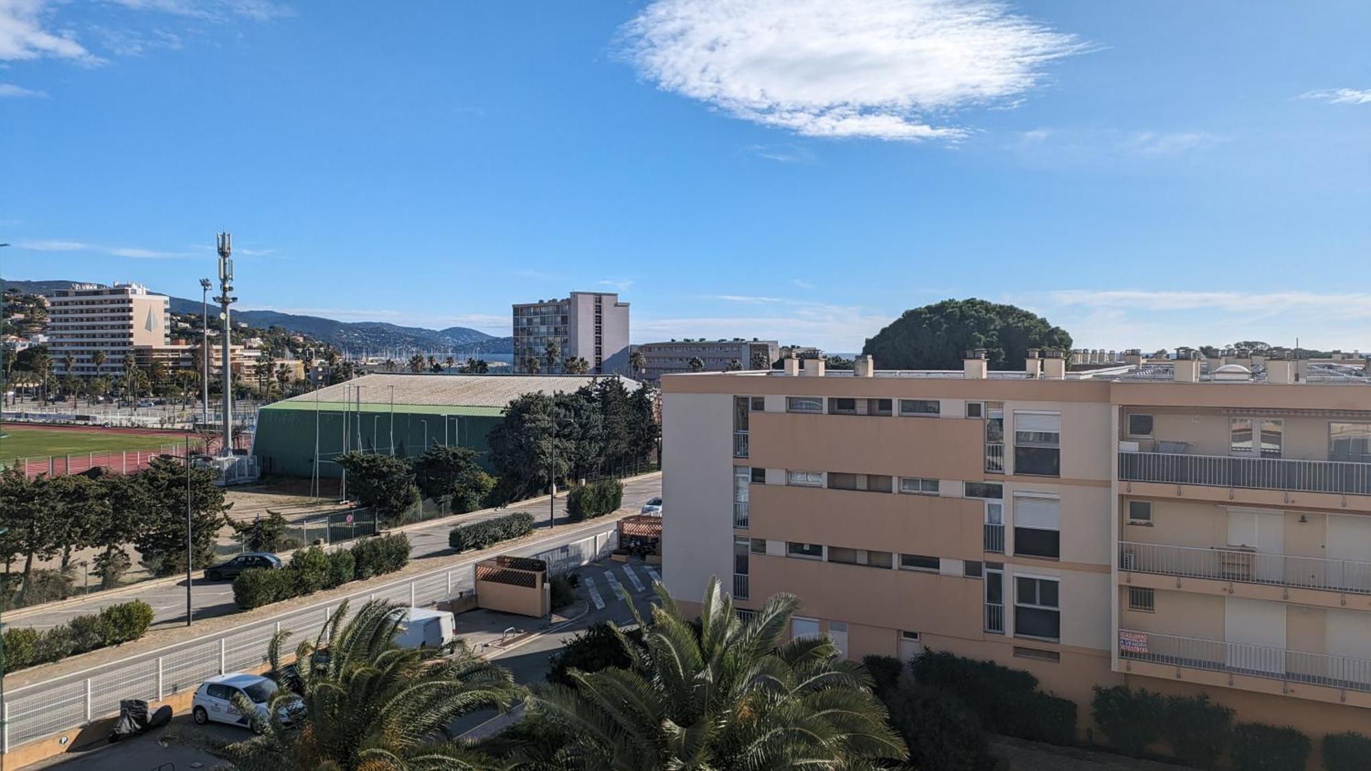 Studio Avec Coin Nuit, 100 M De La Mer Le Lavandou Zewnętrze zdjęcie